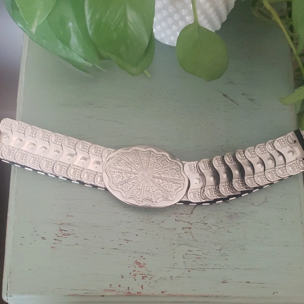 Vintage Silver Western Floral Accordian Chain Stretch Belt